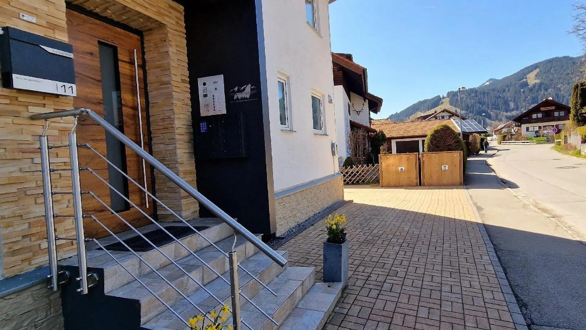 Apartamento Studio Mit Kueche, Bad Und Sued Balkon Und Bergblick Pfronten